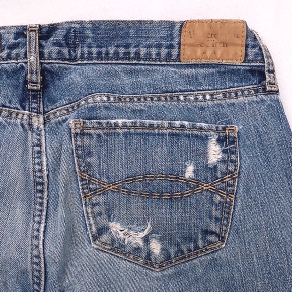 Abercrombie Distressed Jeans - Picture 7 of 9